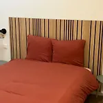 Loft Spacieux 8pers A 300m Canal Du Midi Garage Pour Voiture & Velos דירה